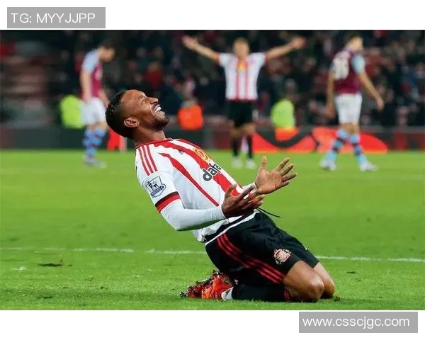 命运多舛的足球巨星们如何在逆境中重生与辉煌